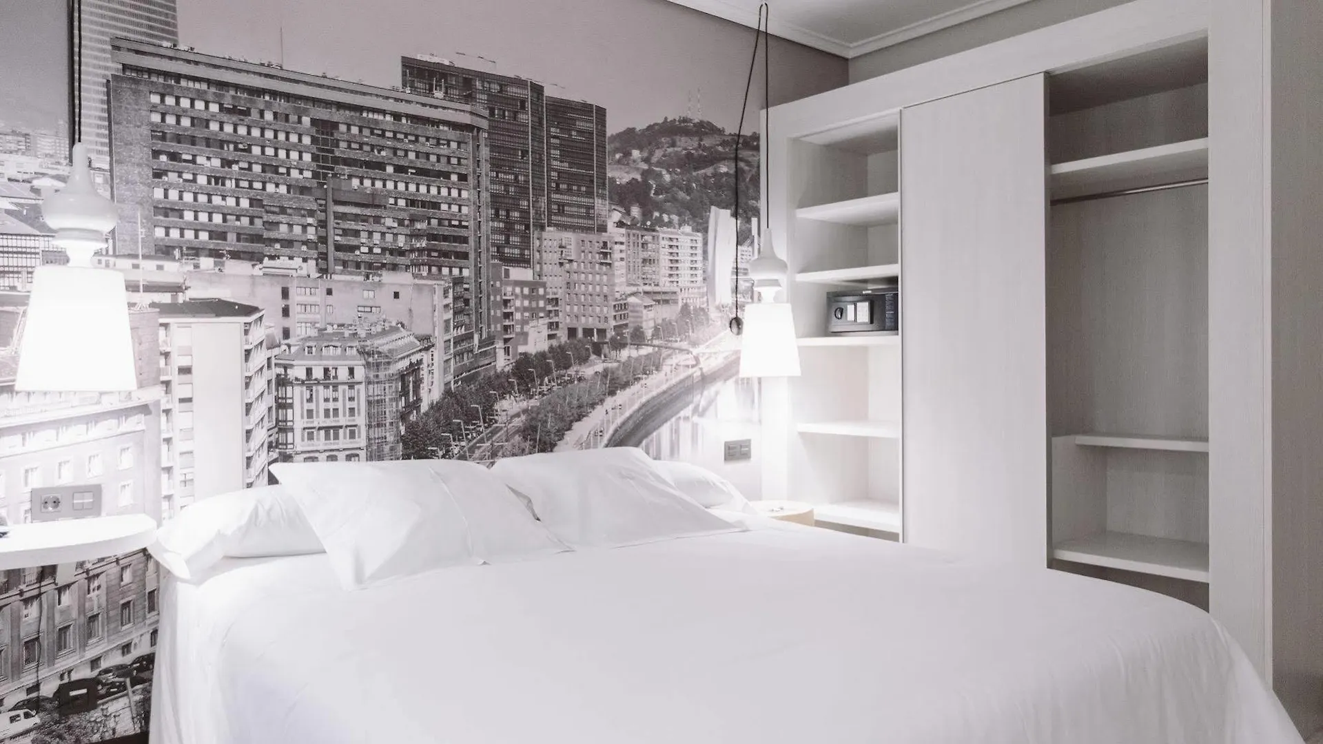****  Hotel Abando Bilbao Spanien